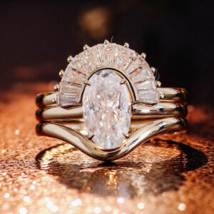 Oval 3 Carat Diamond Engagement Ring, 14K Gold Wedding Ring Set, Curved Band Bridal Ring, Unique Halo Baguette Diamond Ring, Lab Grown Diamond Ring