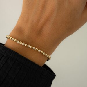 Clean Gold Glow 14K Gold Bracelet for Women with Round Crystal Line Sleek Luxe Finish That Effortless Rich Look You Wear Every Day A Minimal Luxe Wrist Piece That Always Looks Put Together