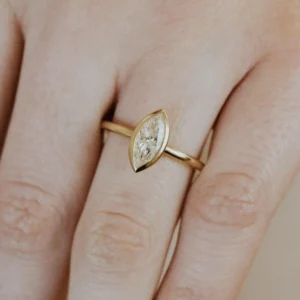 Dazzling moissanite in a sleek silver setting with crisp geometric beauty Where modern luxury meets classic brilliance effortlessly Designed to stand out with confidence and grace (Copy)