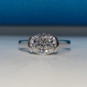 Luxury Sparkling Moissanite Silver Ring for Women Perfect Wedding Proposal Ring, Anniversary Gift, Promise Ring, Dainty Stackable Jewelry & Timeless Sophisticated Statement Piece