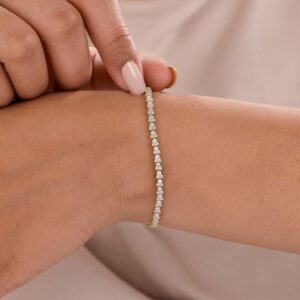 Classic Round Diamond Tennis Bracelet in 14K Yellow Gold – Timeless Minimalist Fine Jewelry Elegant Prong Set Diamond Line Bracelet for Women, Everyday Stackable Luxury Wrist Jewelry Gift