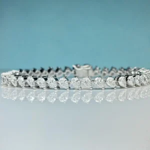 Ice Drop 14K Gold Bracelet for Women with Pear Cut Crystal Shine Luxe Wrist Statement That Clean Expensive Look Everyone Notices Instantly