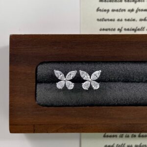 Leaf Style Diamond Stud Earrings in Fine Gold with Elegant Cluster Setting and Radiant Shine Beautiful 14K Gold Minimalist Everyday Wear Jewelry Gift for Women Wedding Anniversary