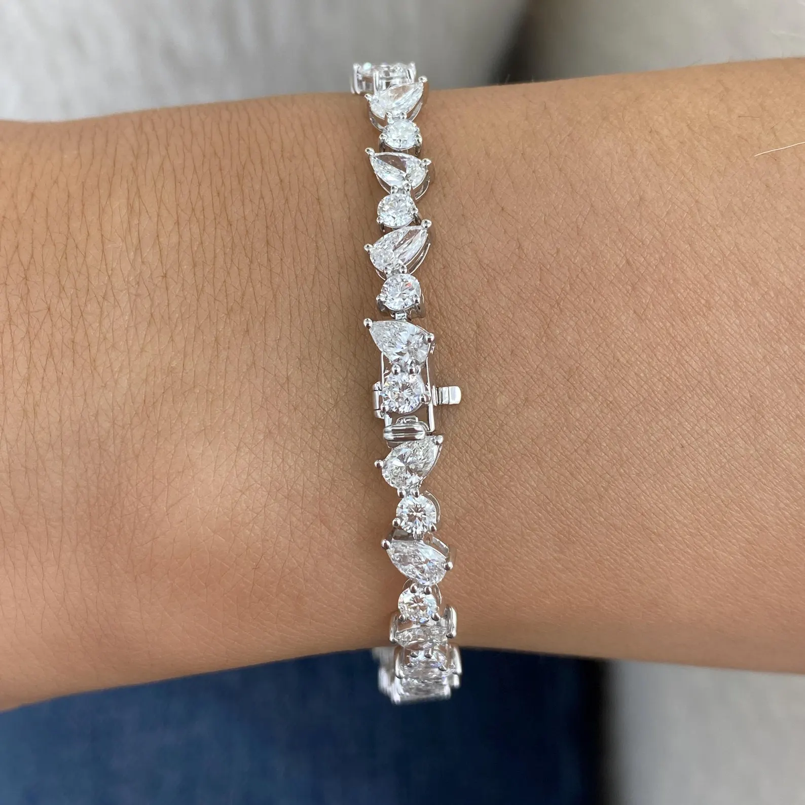 Prism 14K Gold Bracelet for Women with Irregular Crystal Formation Structured Link Design Statement Wristwear Jewelry Gift for Her Confident Everyday Expression - Image 3