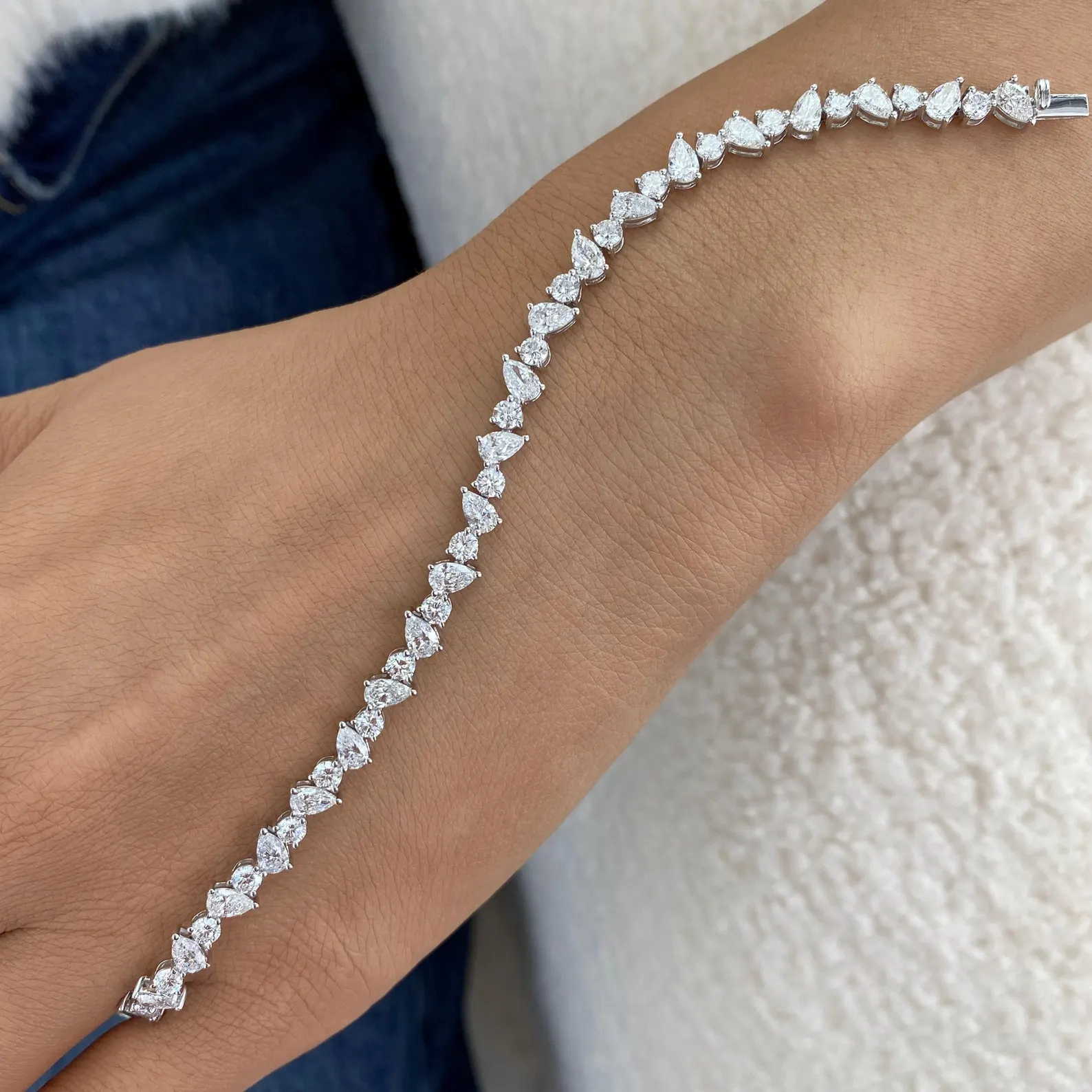 Prism 14K Gold Bracelet for Women with Irregular Crystal Formation Structured Link Design Statement Wristwear Jewelry Gift for Her Confident Everyday Expression - Image 4