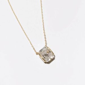 Modern Radiant Diamond Pendant Necklace Designed in 14k Yellow Gold Simple Solitaire Fine Jewelry for Women Refined Diamond Necklace Clean Lines Sophisticated Look Stylish Everyday Jewelry Gift