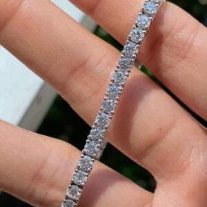 Exquisite 14K Gold Tennis Bracelet for Women with Diamond Look Cubic Zirconia Radiant Sparkling Jewelry Gift for Her Sparkling Jewelry Gift for Anniversary Birthday