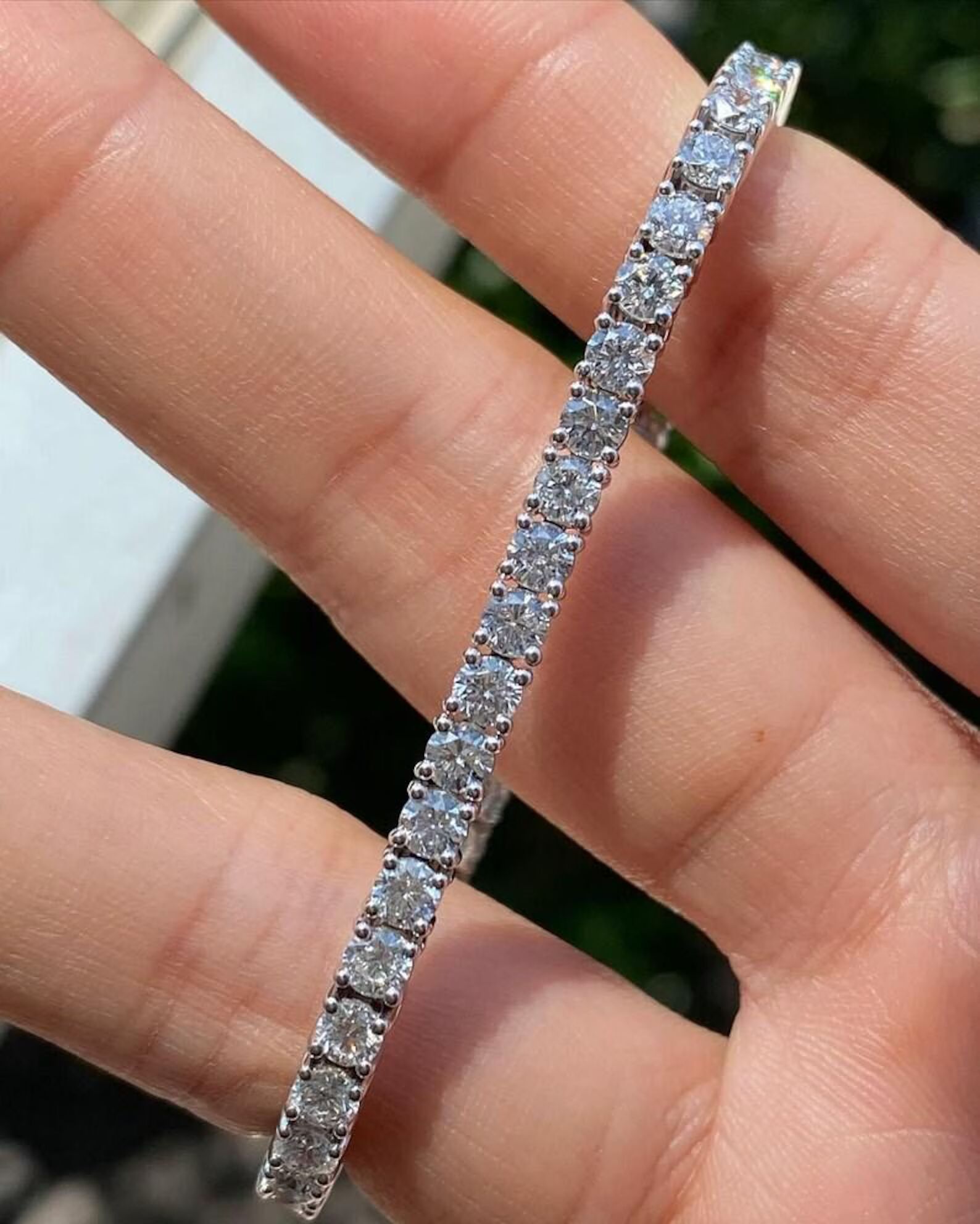 Exquisite 14K Gold Tennis Bracelet for Women with Diamond Look Cubic Zirconia Radiant Sparkling Jewelry Gift for Her Sparkling Jewelry Gift for Anniversary Birthday