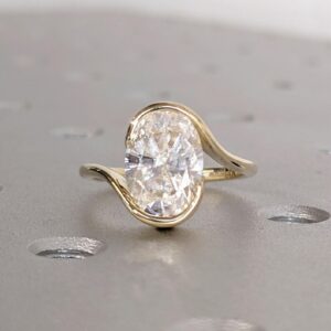 Aura Shine 14K Yellow Gold Oval Cut Diamond Engagement Ring Minimalist Solitaire Ring Classic Fine Jewelry Timeless Bridal Ring for Women Delicate Handmade Gift