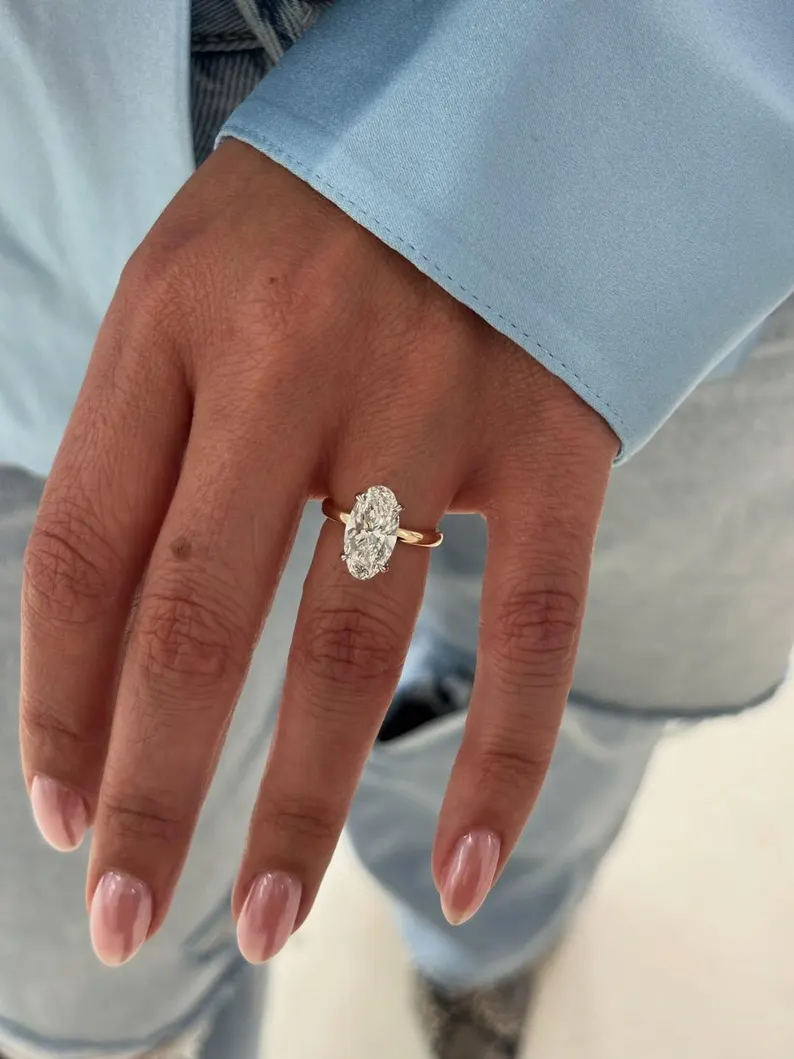 Classic Moval Cut Diamond Solitaire Engagement Ring in 14K Yellow Gold Elegant Elongated Center Stone with Minimalist Prong Setting, Timeless Bridal Fine Jewelry Gift for Her - Image 3