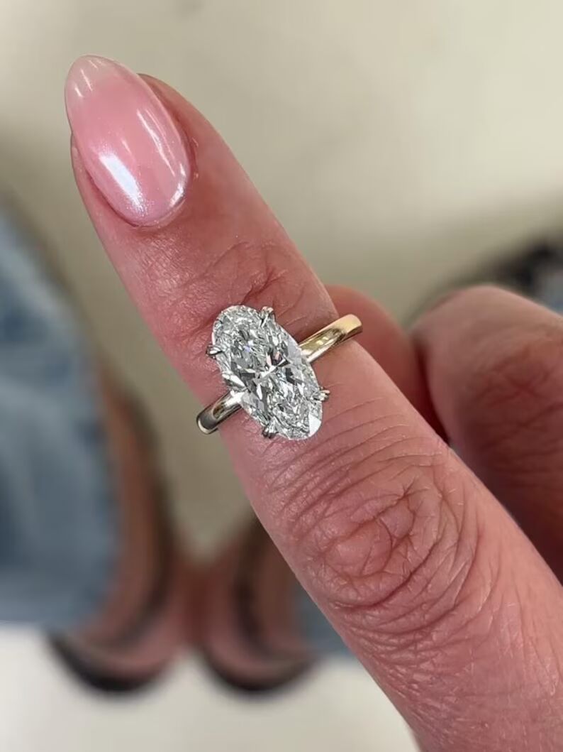 Classic Moval Cut Diamond Solitaire Engagement Ring in 14K Yellow Gold Elegant Elongated Center Stone with Minimalist Prong Setting, Timeless Bridal Fine Jewelry Gift for Her - Image 4