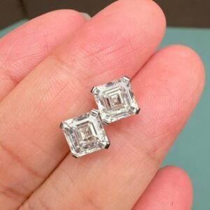 Asscher Cut Moissanite Square Stud Earrings in 925 Silver Brilliant Diamond Simulant Solitaire Studs Vintage Art Deco Style Earring Romantic Valentine Birthday Gift for Wife